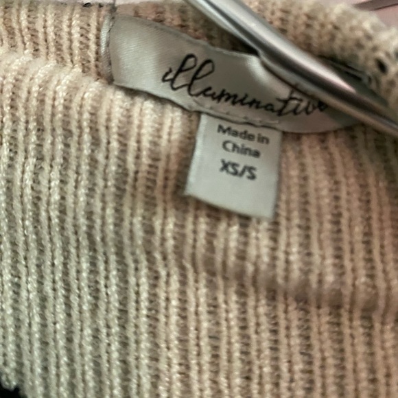 Sweater - Picture 2 of 2